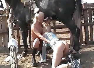 Blond-haired chick sharing pony stiffy